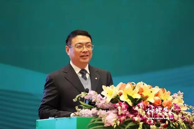 王东.jpg