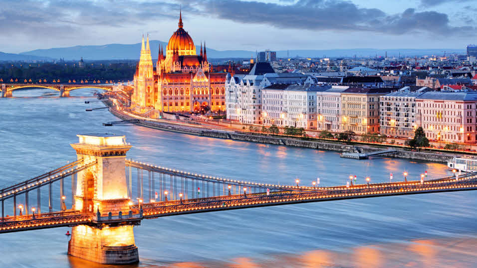 Budapest-with-chain-bridge-and-parliament-Hungary.jpg